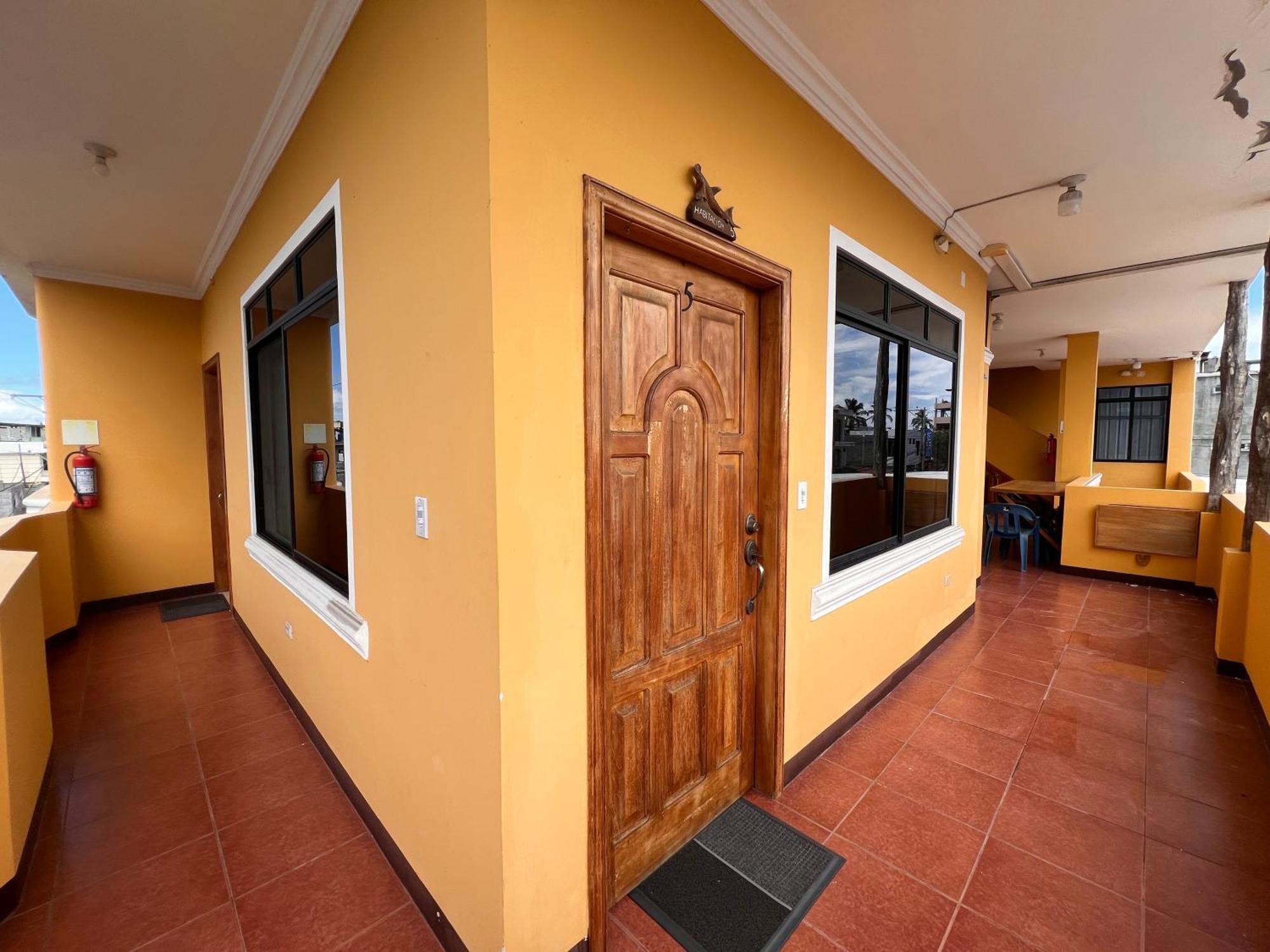 Hostal Casa Cascada 阿约拉港 外观 照片