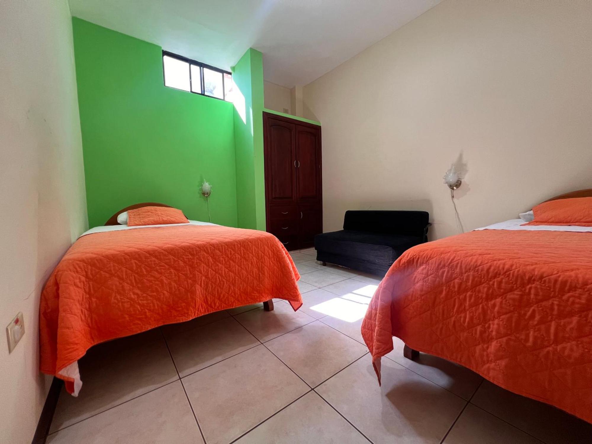 Hostal Casa Cascada 阿约拉港 外观 照片