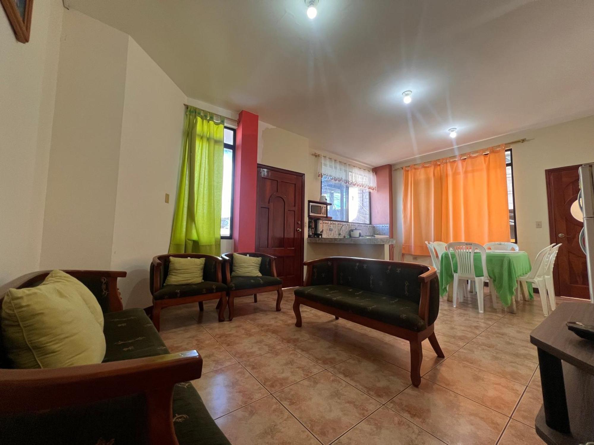Hostal Casa Cascada 阿约拉港 外观 照片